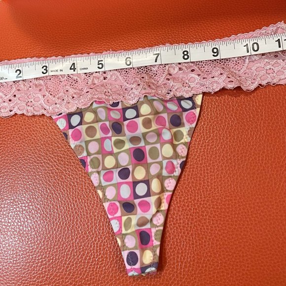 Evidence bra and pants set, size 34A and S/EUR 96sm - Picture 7 of 7